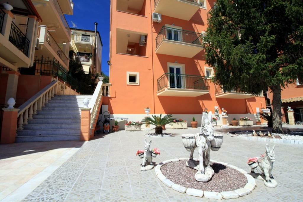 Corfu Sunflower Apartments Беницес Екстериор снимка